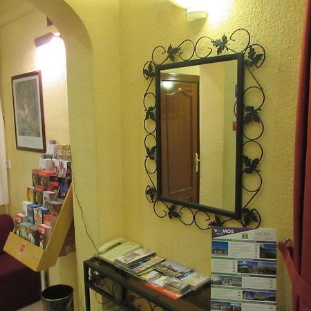 Hostal Prim Madrid Exterior foto