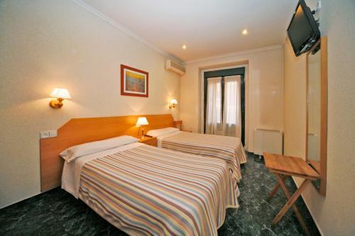 Hostal Prim Madrid Exterior foto