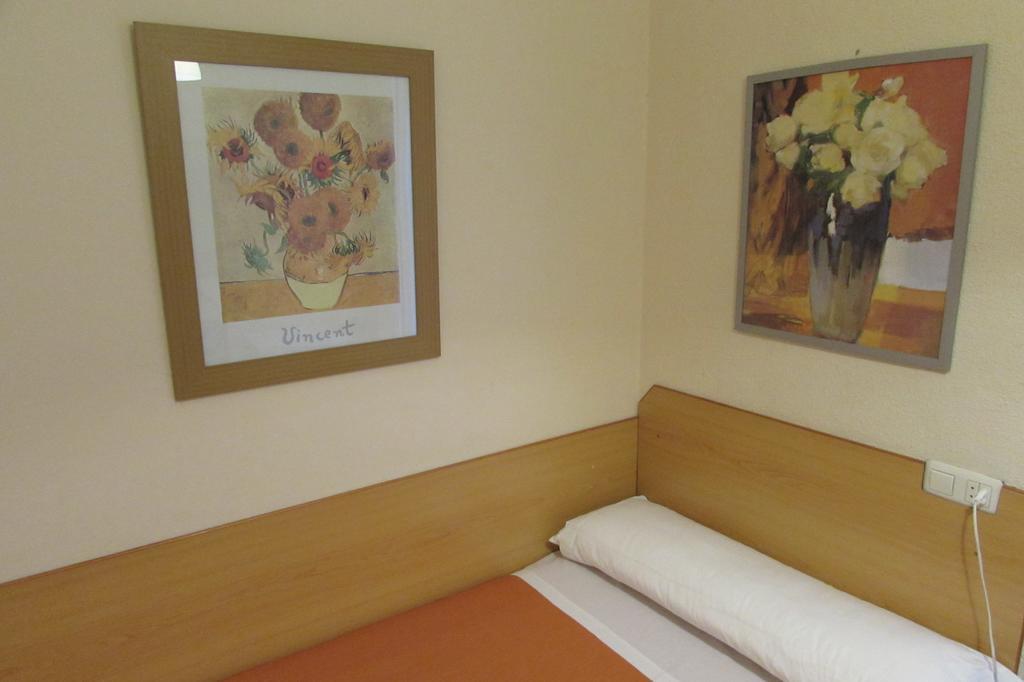 Hostal Prim Madrid Exterior foto