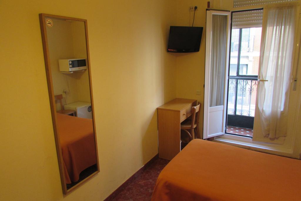 Hostal Prim Madrid Exterior foto