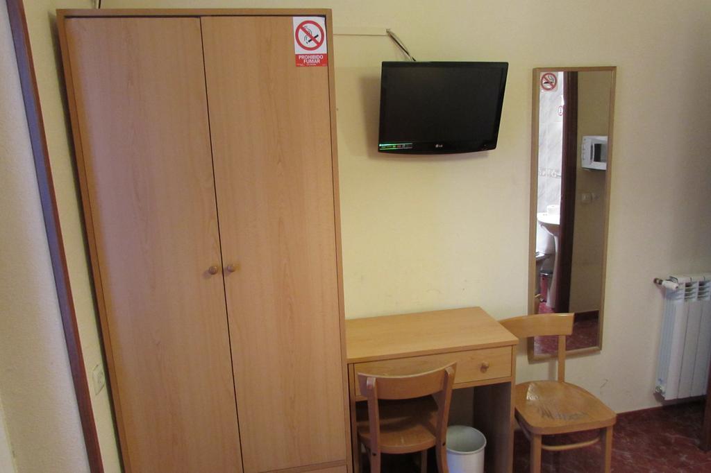Hostal Prim Madrid Exterior foto