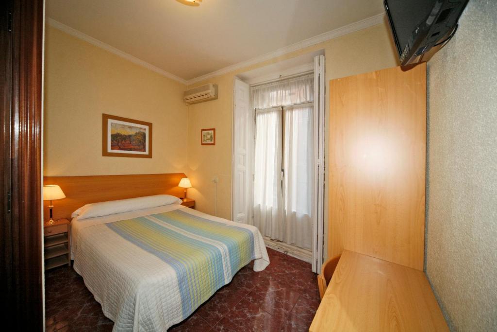 Hostal Prim Madrid Exterior foto